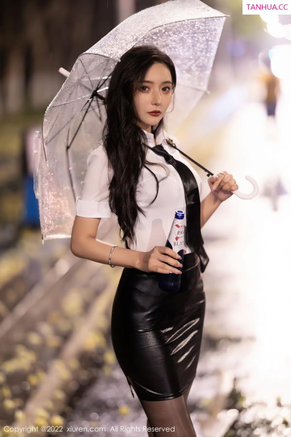王馨瑶  [XiuRen]高清写真图 2022.04.15 No.4879 王馨瑶yanni第2张图片